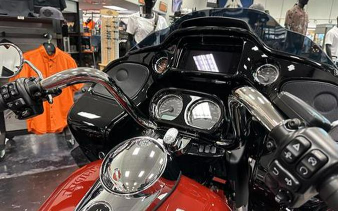 2024 Harley-Davidson Road Glide® 3