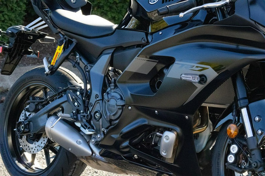 2025 Yamaha YZF-R7
