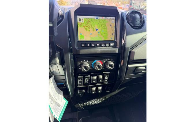 2026 Polaris RANGER CREW XD 1500 NORTHSTAR MOUNTAINEER EDITION TREELINE GREEN