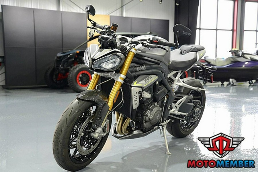 2022 Triumph Speed Triple 1200 RS Matte Silver Ice