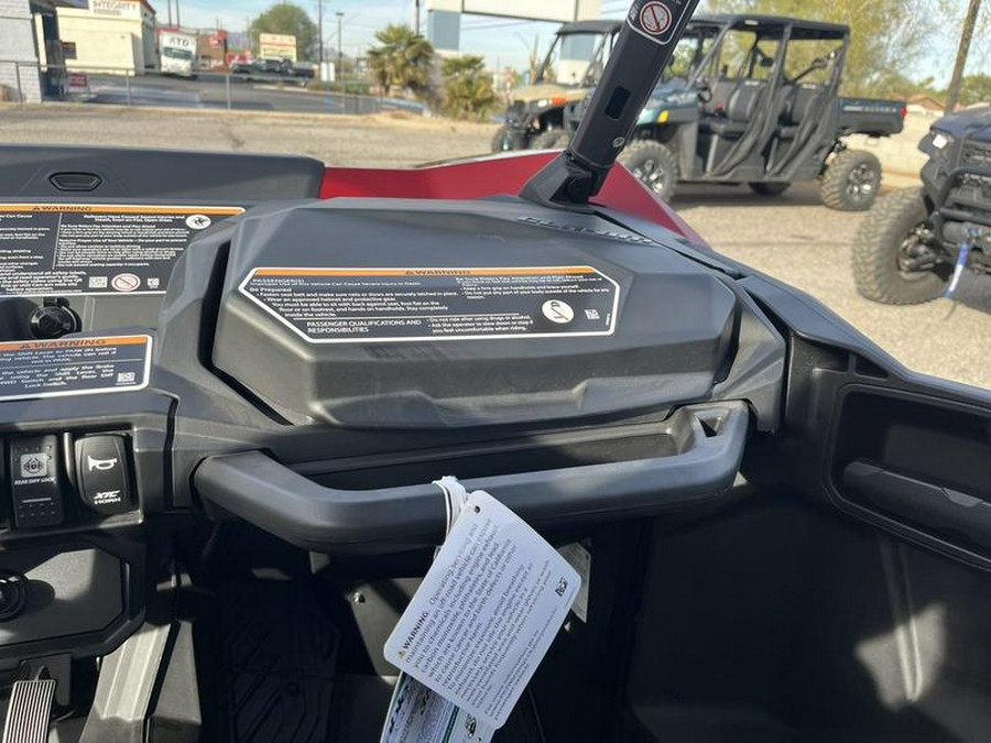 2025 Can-Am® Commander MAX XT 700