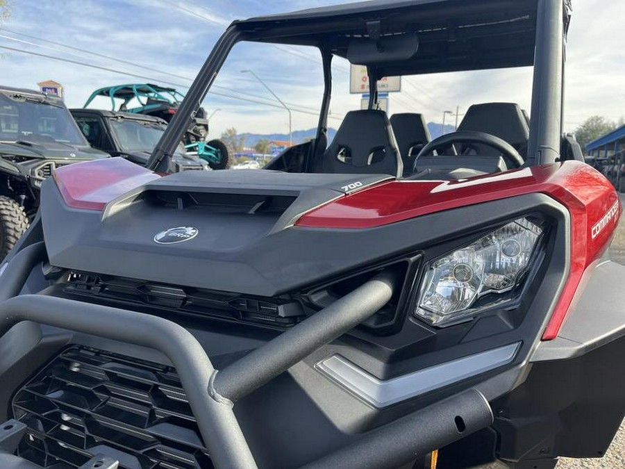 2025 Can-Am® Commander MAX XT 700