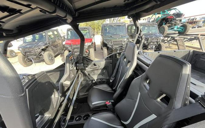 2025 Can-Am® Commander MAX XT 700