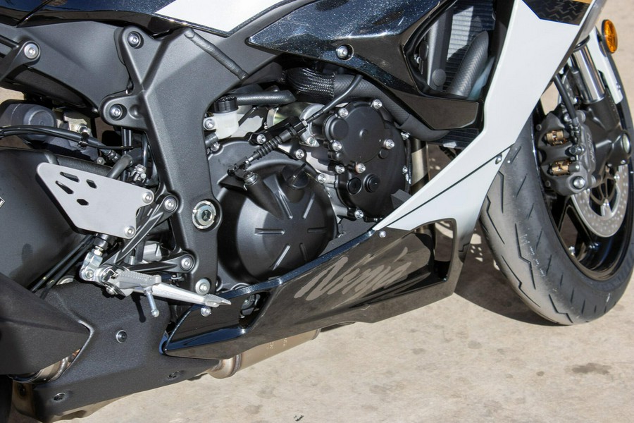 2026 KAWASAKI NINJA ZX6R ABS
