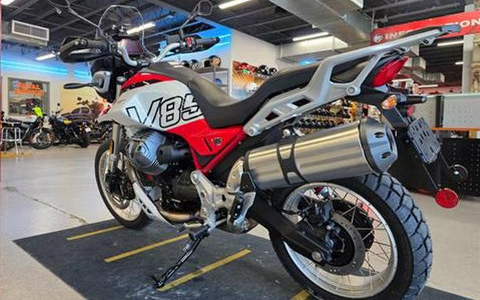 2025 Moto Guzzi V85 TT