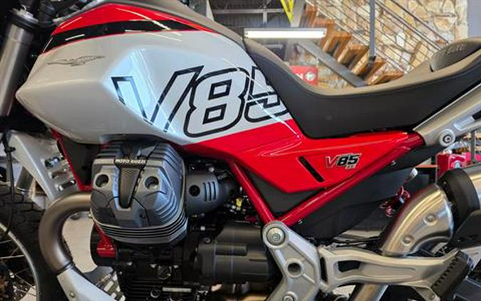 2025 Moto Guzzi V85 TT