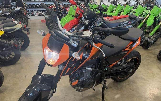 2017 KTM 690 Duke