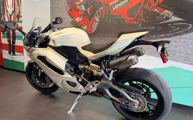 2025 Ducati Panigale V2