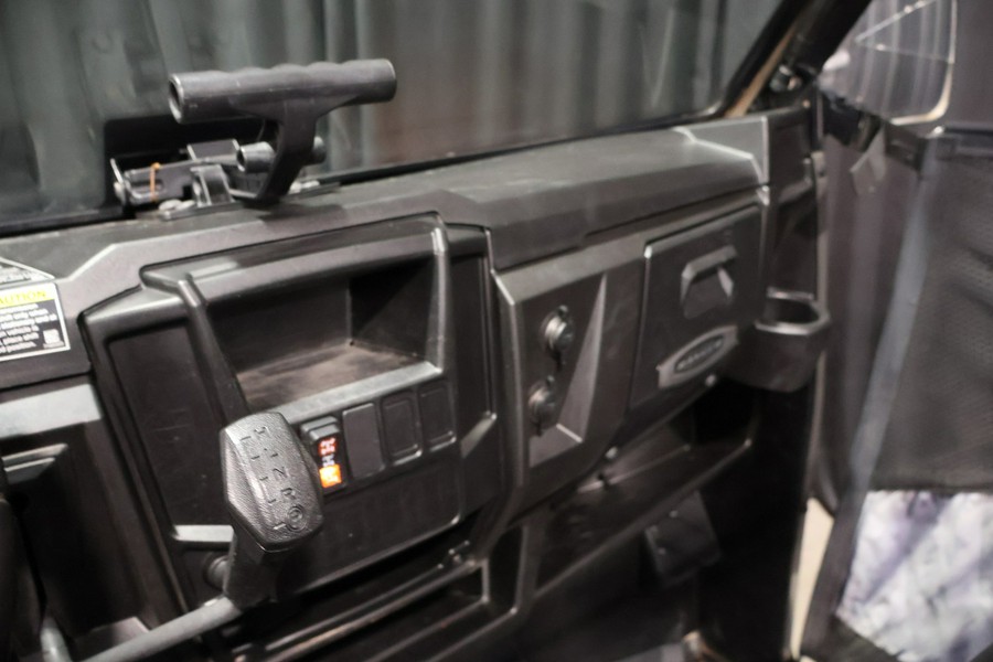 2019 RANGER CREW® XP 900 EPS - Silver Pearl - Polaris