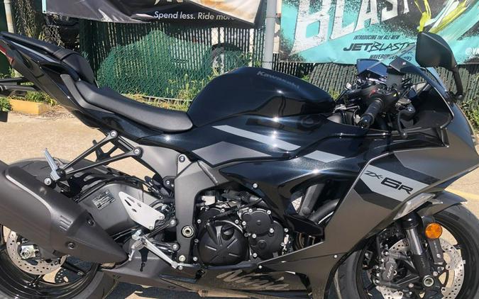 2026 Kawasaki NINJA ZX-6R ABS