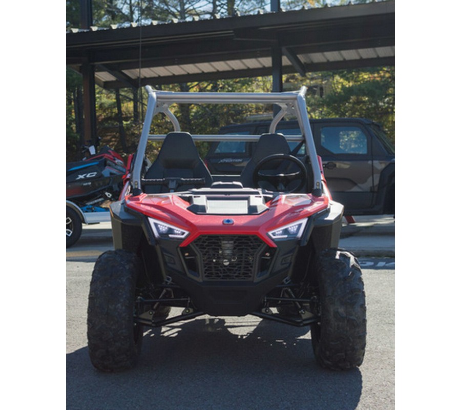 2026 Polaris RZR 200 EFI
