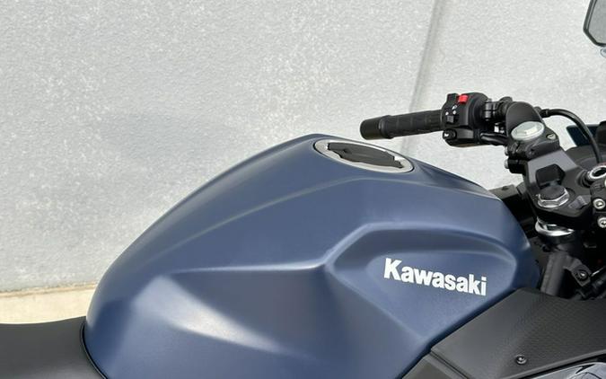 2026 Kawasaki Ninja 500 ABS Metallic Matte Twilight Blue SE ABS