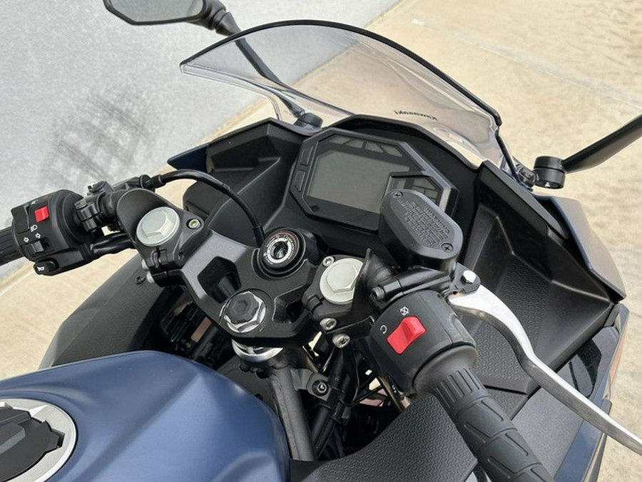 2026 Kawasaki Ninja 500 ABS Metallic Matte Twilight Blue SE ABS