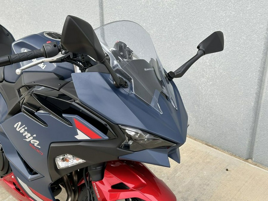 2026 Kawasaki Ninja 500 ABS Metallic Matte Twilight Blue SE ABS