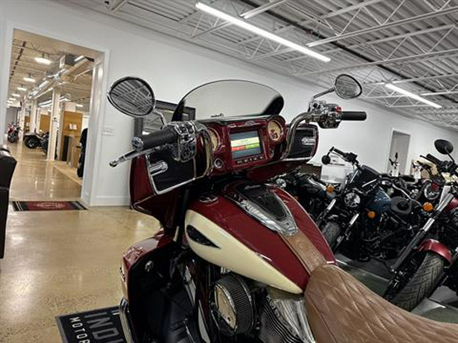 2017 Indian Motorcycle Roadmaster® Classic