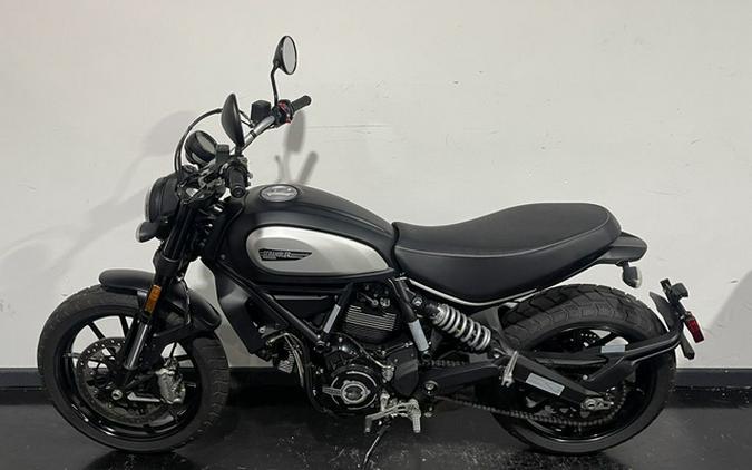 2022 Ducati Scrambler Icon Dark