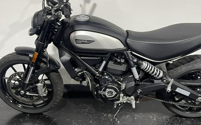 2022 Ducati Scrambler Icon Dark