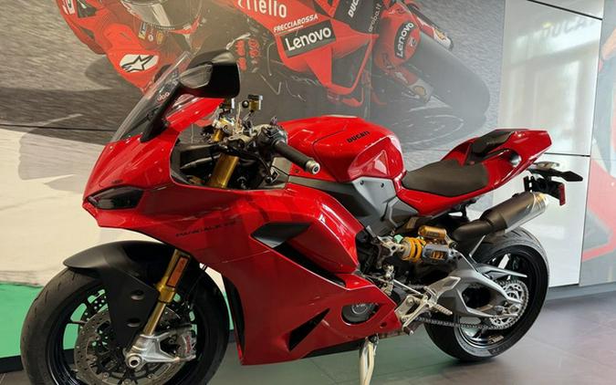 2026 Ducati Panigale V2 S Ducati Red