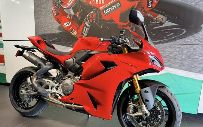 2026 Ducati Panigale V2 S Ducati Red