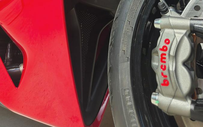 2026 DUCATI Panigale V2