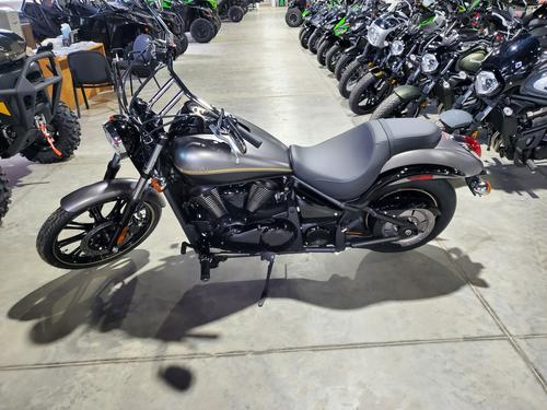 2020 Kawasaki Vulcan 900 Custom Review: No Wallflower