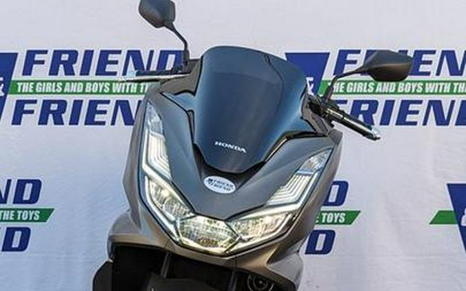 2023 Honda® PCX