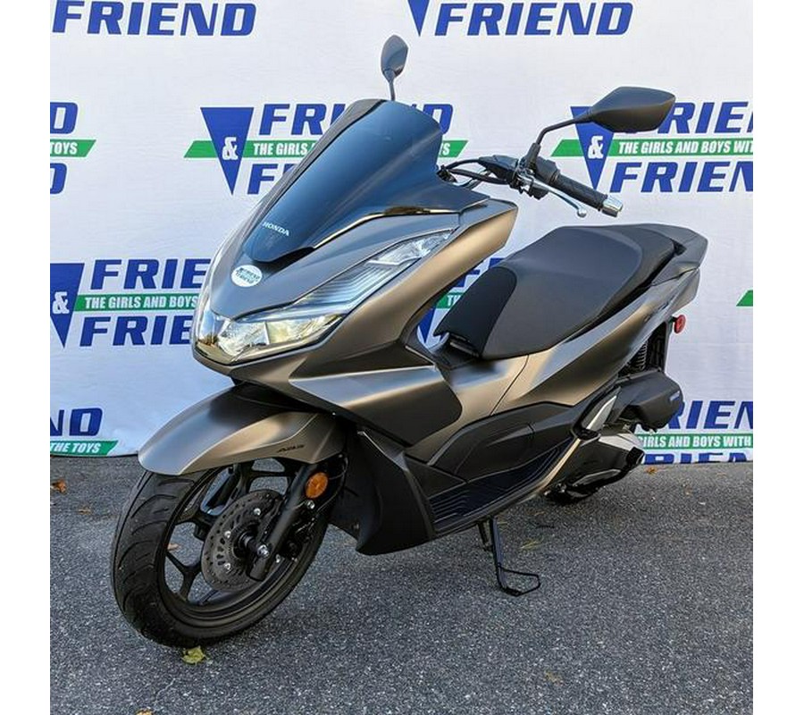 2023 Honda® PCX