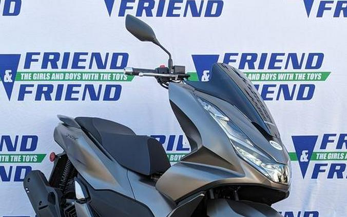 2023 Honda® PCX