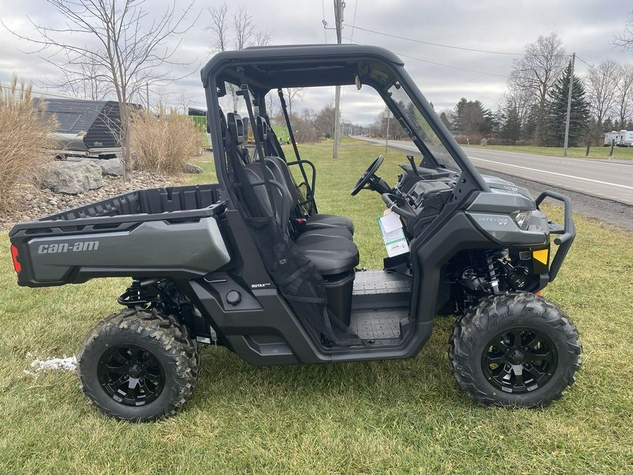 2024 Can-Am® Defender XT HD10