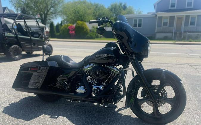 2013 Harley-Davidson® Street Glide Black Edition