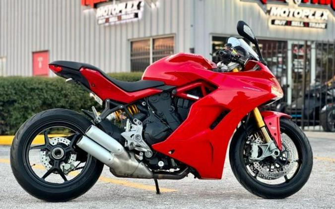 2018 Ducati Supersport S (Red)