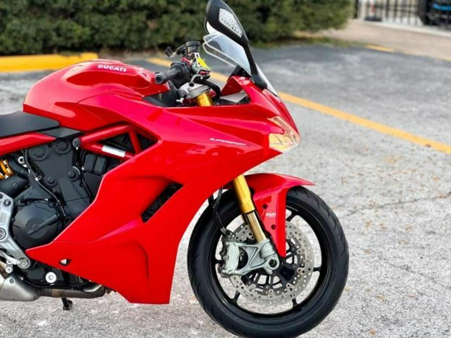 2018 Ducati Supersport S (Red)