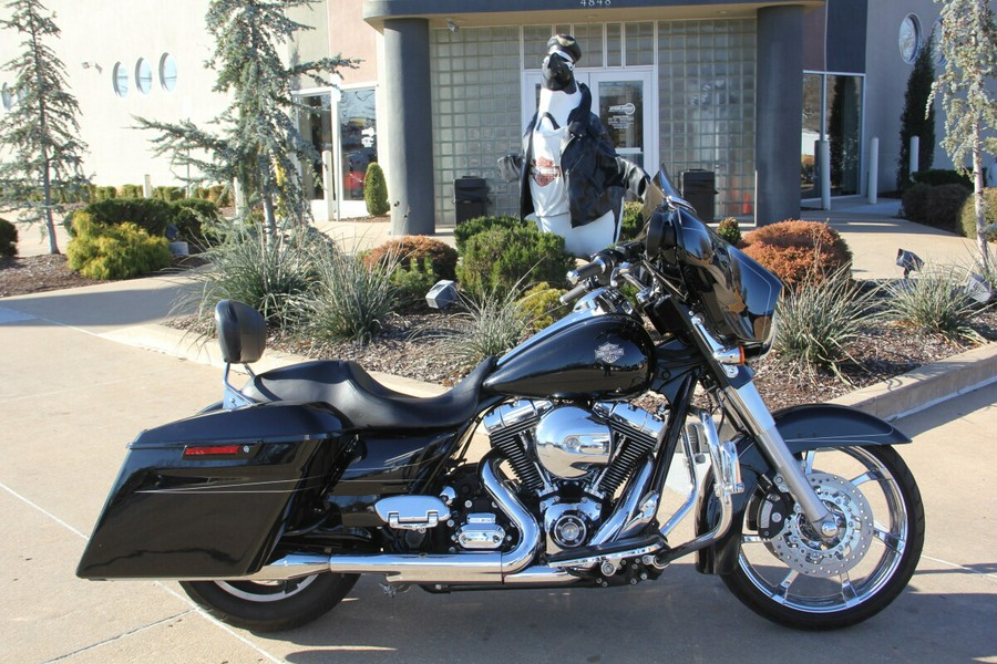2016 Harley-Davidson Street Glide Special