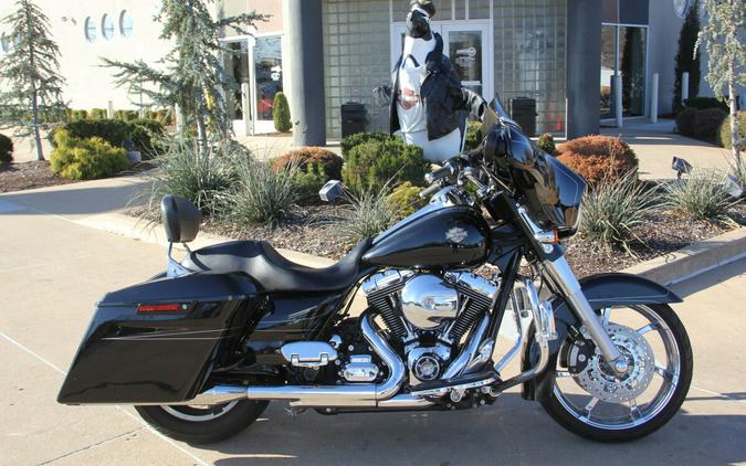 2016 Harley-Davidson Street Glide Special
