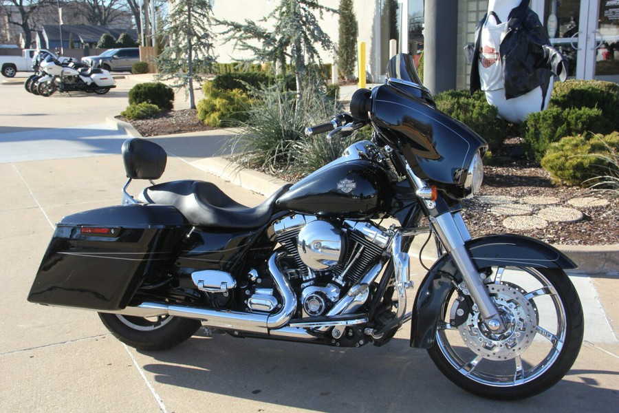 2016 Harley-Davidson Street Glide Special