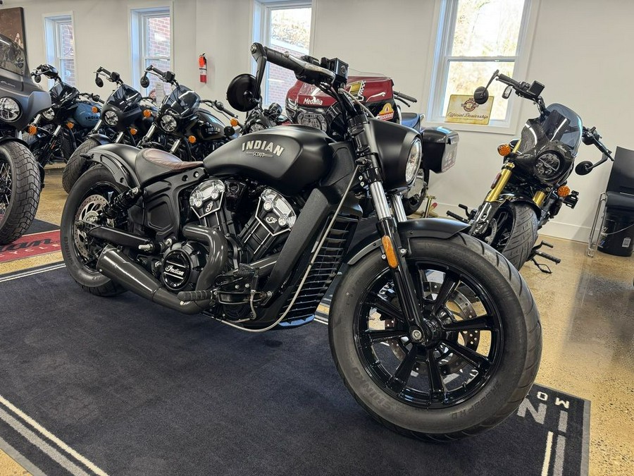 2018 Indian Motorcycle® Scout® Bobber ABS Thunder Black Smoke