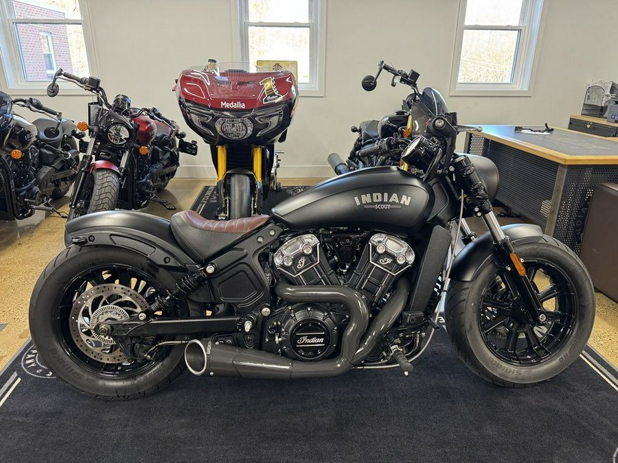 2018 Indian Motorcycle® Scout® Bobber ABS Thunder Black Smoke