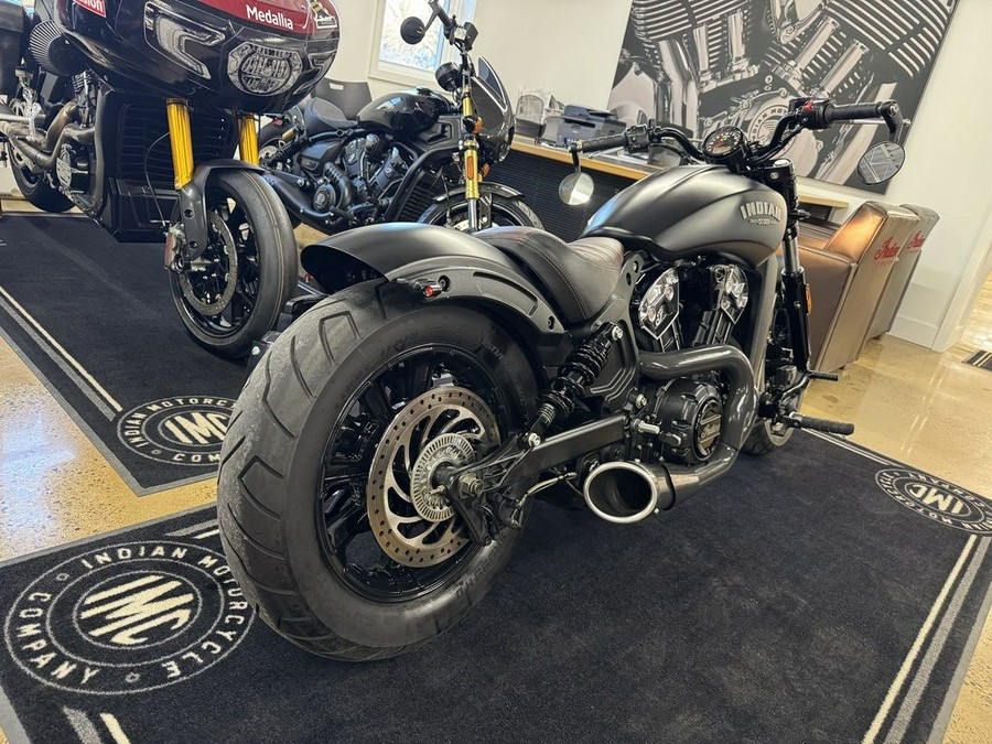 2018 Indian Motorcycle® Scout® Bobber ABS Thunder Black Smoke