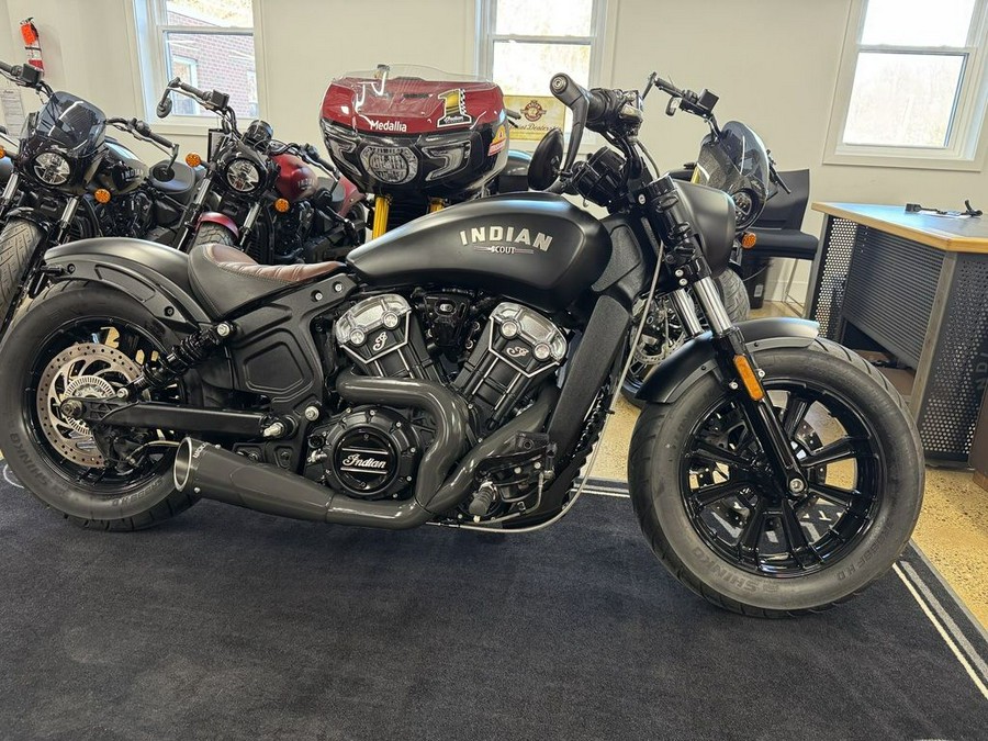 2018 Indian Motorcycle® Scout® Bobber ABS Thunder Black Smoke