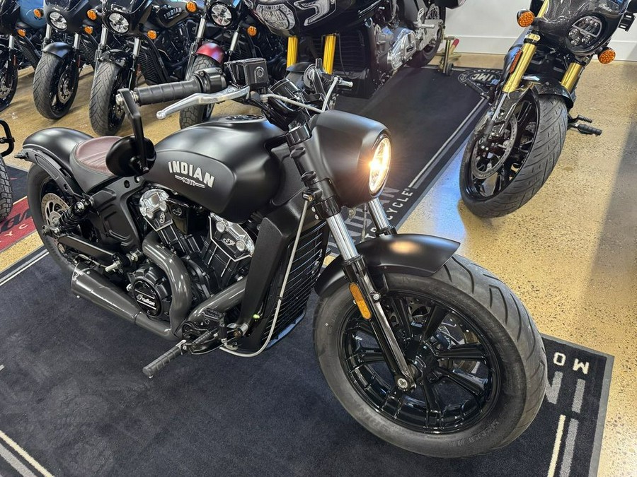 2018 Indian Motorcycle® Scout® Bobber ABS Thunder Black Smoke