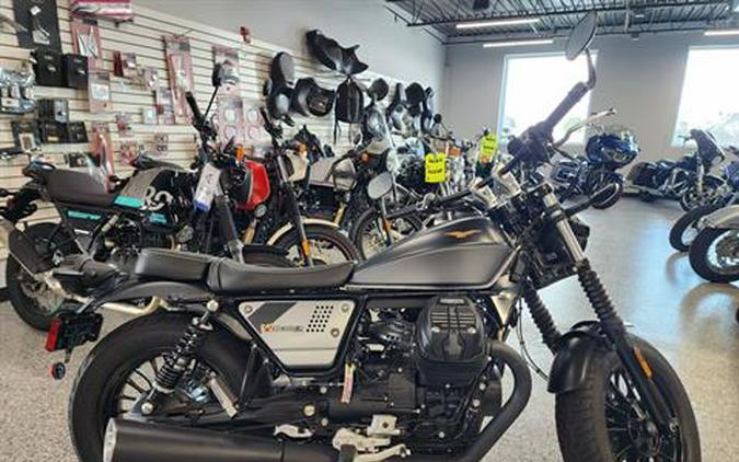 2023 Moto Guzzi V9 Bobber Special Edition