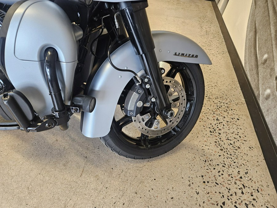 2020 Road Glide Limited FLTRK