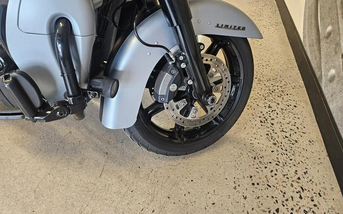 2020 Road Glide Limited FLTRK