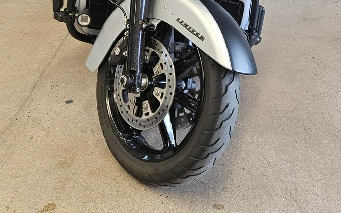 2020 Road Glide Limited FLTRK