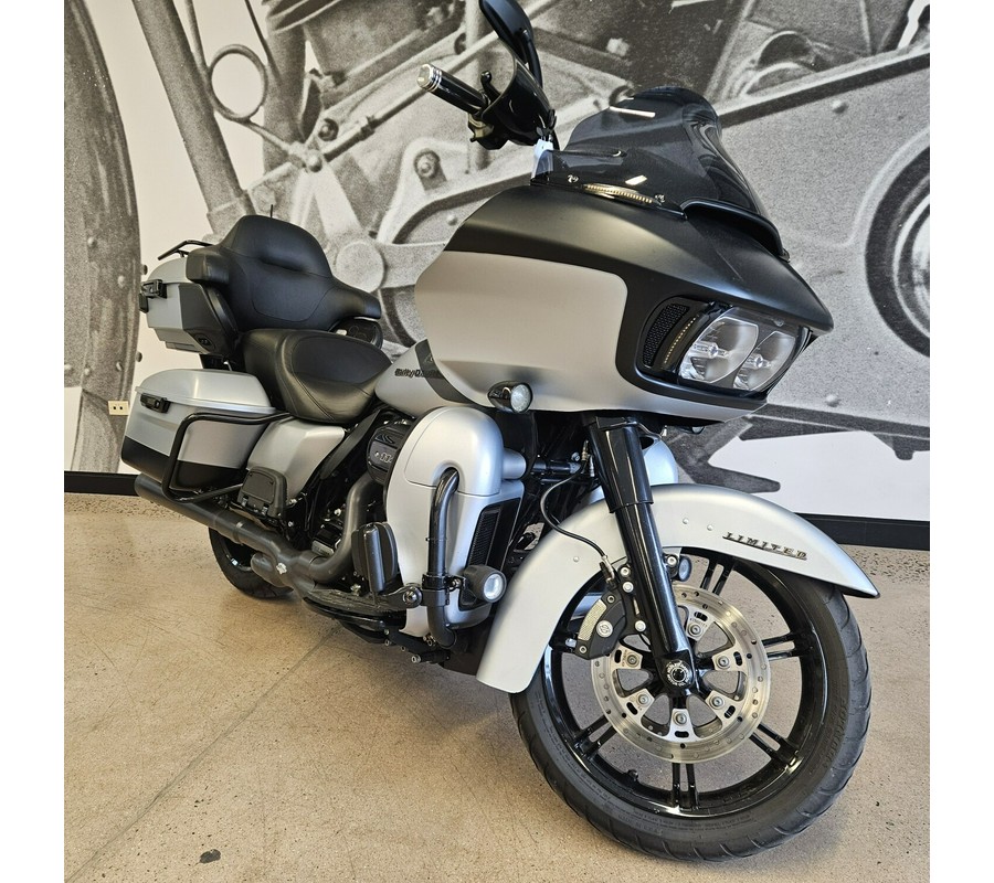 2020 Road Glide Limited FLTRK