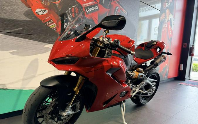 2025 Ducati Panigale V2 S