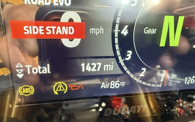 2025 Ducati Panigale V2 S