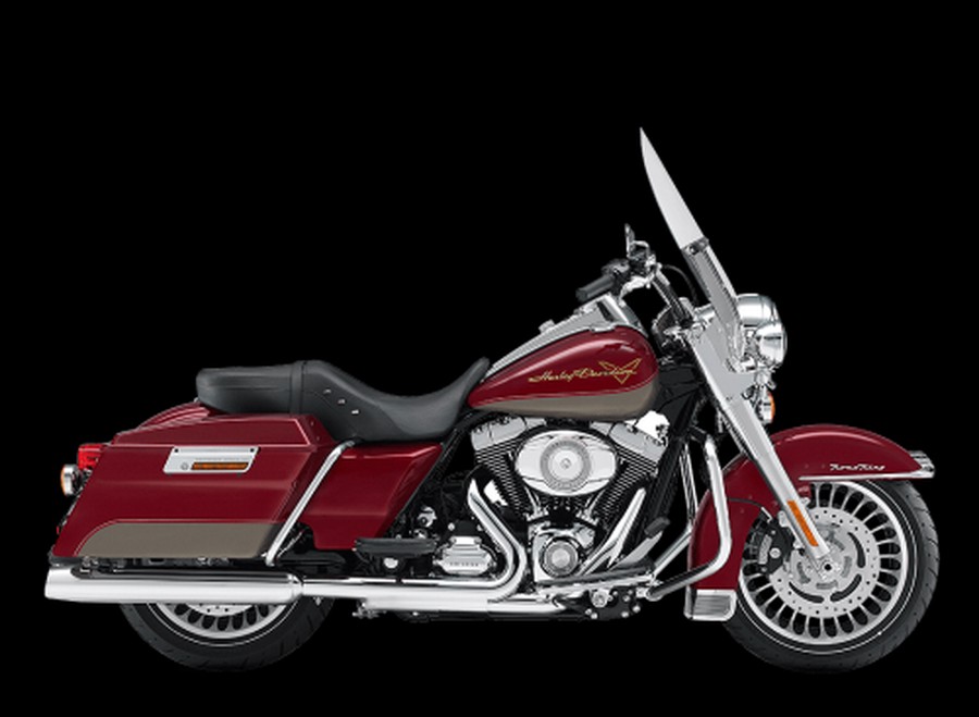 2006 Harley-Davidson® Road King® GLACIER WHITE W/PINSTRIPE