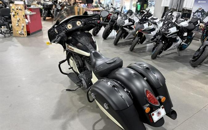 2016 Indian Motorcycle® Chieftain Dark Horse® Thunder Black Smoke