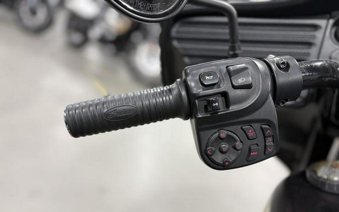 2016 Indian Motorcycle® Chieftain Dark Horse® Thunder Black Smoke